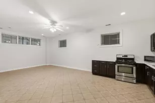 938 N Washtenaw Ave, Chicago, IL 60622 - Photo 2