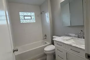 7728 Dalewood Pkwy, Woodridge, IL 60517 - Photo 12