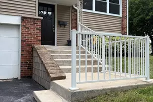7728 Dalewood Pkwy, Woodridge, IL 60517 - Photo 4
