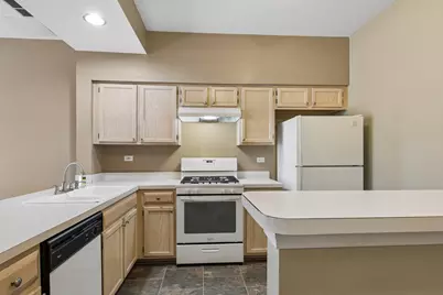 96 Polaris Drive, Lake in the Hills, IL 60156 - Photo 6