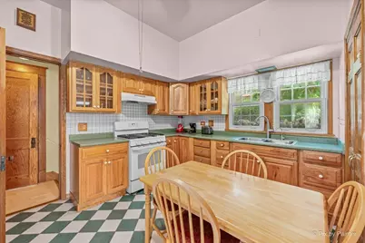 256 N Raynor Avenue, Joliet, IL 60435 - Photo 12