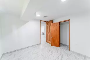 9327 S Avers Ave, Evergreen Park, IL 60805 - Photo 28