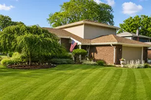 8708 W 144th St, Orland Park, IL 60462 - Photo 1