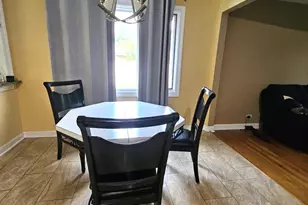 978 E Capri Dr, Palatine, IL 60074 - Photo 18