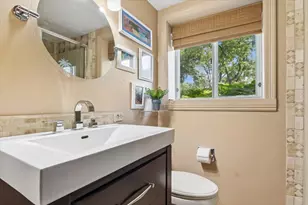 608 Norwood Ln, Schaumburg, IL 60193 - Photo 16