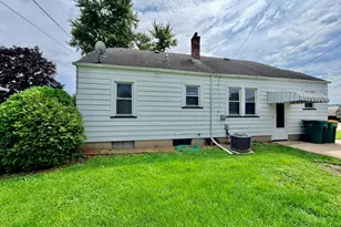 800 E 12th St, Streator, IL 61364 - Photo 14