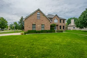 24701 Hanover Ct, Plainfield, IL 60585 - Photo 2