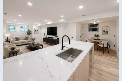 2113 N Kenmore Avenue #G, Chicago, IL 60614 - Photo 2