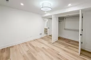 2113 N Kenmore Ave, Chicago, IL 60614 - Photo 8