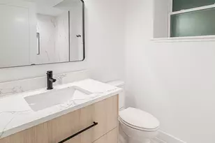 2113 N Kenmore Ave, Chicago, IL 60614 - Photo 12