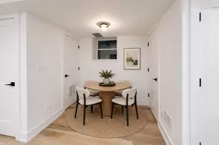 2113 N Kenmore Ave, Chicago, IL 60614 - Photo 6