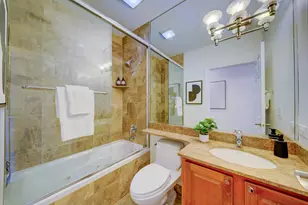 1347 N Ashland Ave, Chicago, IL 60622 - Photo 14