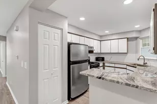 1028 Rockport Dr, Carol Stream, IL 60188 - Photo 12