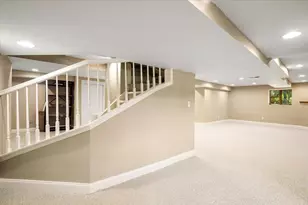 30 Brierfield Ct, Lake Bluff, IL 60044 - Photo 38