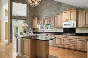 30 Brierfield Ct, Lake Bluff, IL 60044 - Photo 12