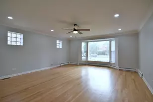 1530 Clinton Pl, River Forest, IL 60305 - Photo 2