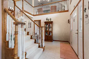 10908 Deer Point Dr, Orland Park, IL 60467 - Photo 4