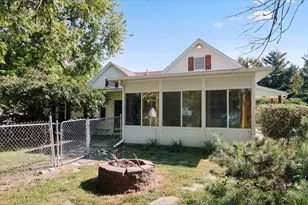 609 Woodford St, Gridley, IL 61744 - Photo 20