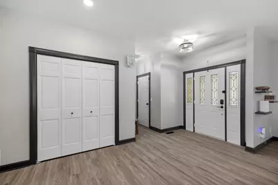 660 Louise Drive, Hinckley, IL 60520 - Photo 2