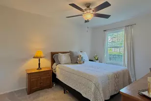 214 Maplebrook Ct, Schaumburg, IL 60194 - Photo 22