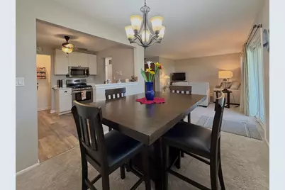 214 Maplebrook Court #X1, Schaumburg, IL 60194 - Photo 12