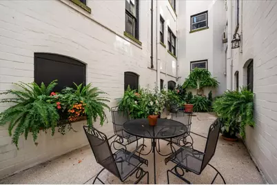 1235 N Astor Street #2N, Chicago, IL 60610 - Photo 36