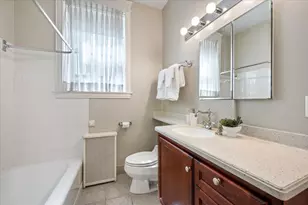 1235 N Astor St, Chicago, IL 60610 - Photo 22