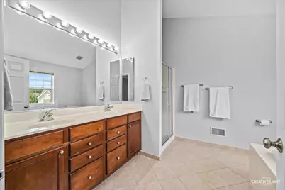 1123 Pine Valley Court, Elgin, IL 60124 - Photo 14