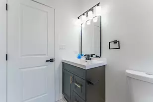 6429 28th St, Berwyn, IL 60402 - Photo 8