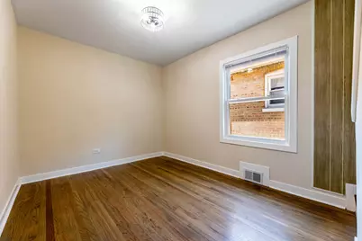 5535 S Fairfield Avenue, Chicago, IL 60629 - Photo 10