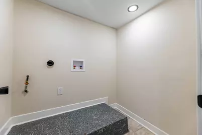 5535 S Fairfield Avenue, Chicago, IL 60629 - Photo 30