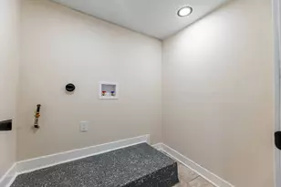 5535 S Fairfield Ave, Chicago, IL 60629 - Photo 30