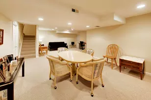 2063 Norwich Ct, Glenview, IL 60026 - Photo 36
