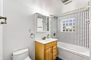 3248 N Oakley Ave, Chicago, IL 60618 - Photo 30