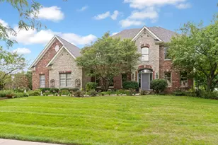 4135 River Ridge Dr, Saint Charles, IL 60175 - Photo 1