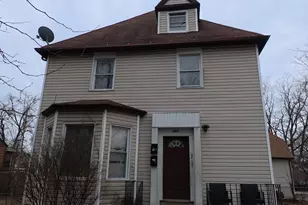 8802 S Carpenter St, Chicago, IL 60620 - Photo 2