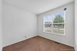 12259 Garlieb Dr, Huntley, IL 60142 - Photo 6