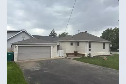 527 E 17th Street, Lockport, IL 60441 - Photo 2