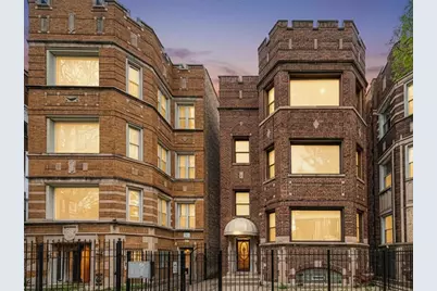 7641 S Phillips Avenue, Chicago, IL 60649 - Photo 2