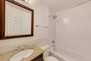 907 Curtiss St, Downers Grove, IL 60515 - Photo 18