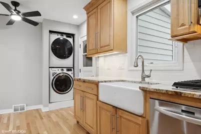 2490 Green Bay Road #1, Highland Park, IL 60035 - Photo 6