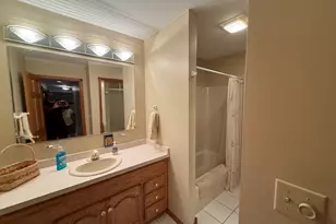 3940 Gloucester Dr, Crete, IL 60417 - Photo 22