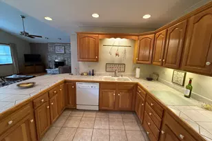 3940 Gloucester Dr, Crete, IL 60417 - Photo 12