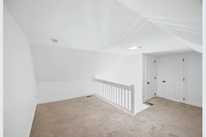 2908 Oakwood Avenue, McHenry, IL 60051 - Photo 14