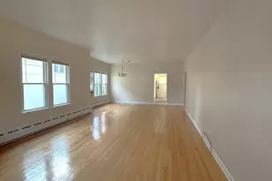 544 S Arlington Ave, Elmhurst, IL 60126 - Photo 2