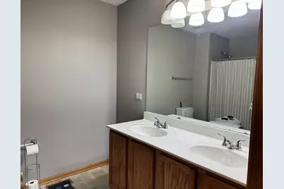 16445 Siegel Drive, Crest Hill, IL 60403 - Photo 14