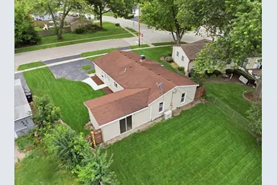 693 Minerva Avenue, Wauconda, IL 60084 - Photo 8