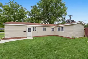 693 Minerva Ave, Wauconda, IL 60084 - Photo 34