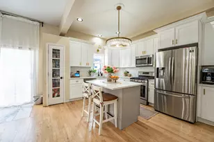 539 W 44th Pl, Chicago, IL 60609 - Photo 14