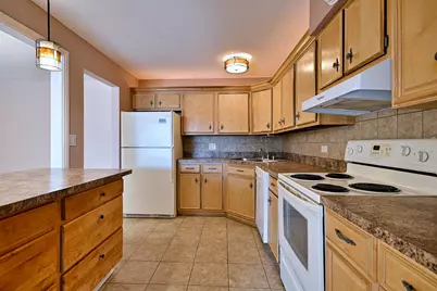 850 S Lorraine Road S #3E, Wheaton, IL 60189 - Photo 4